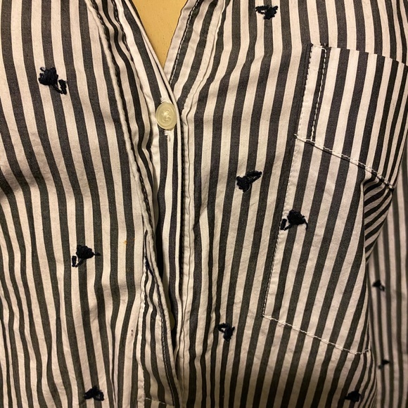 Striped button down long sleeved shirt - Picture 4 of 6